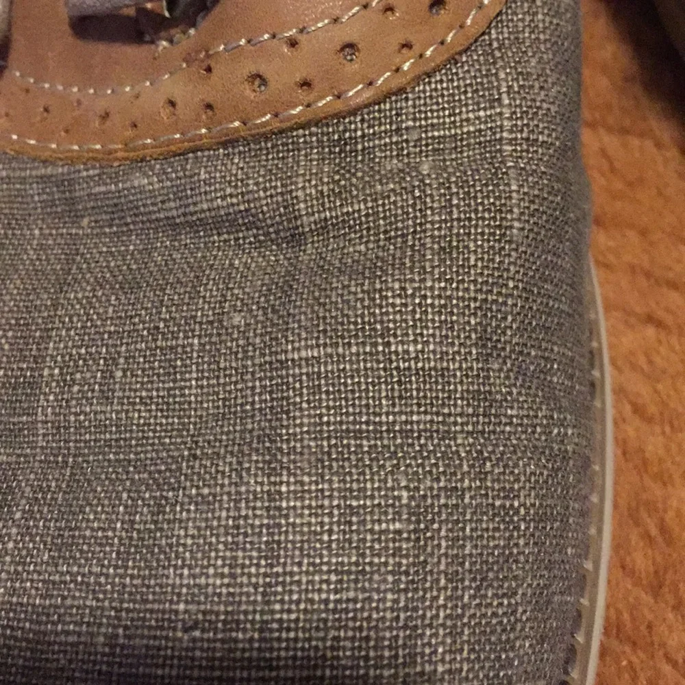 G.‎ H. Bass & Co. men's pair of Oxford shoes